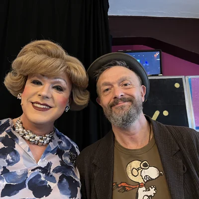 Margot Schlönzke und Ralf König – Backstage im BKA-Theater 2024